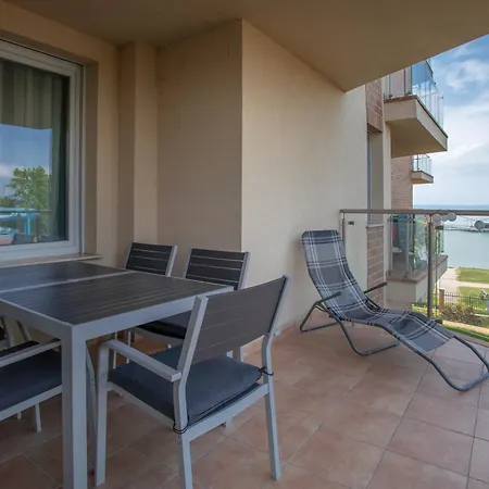 Appartement Galerius Luna Apartman *
